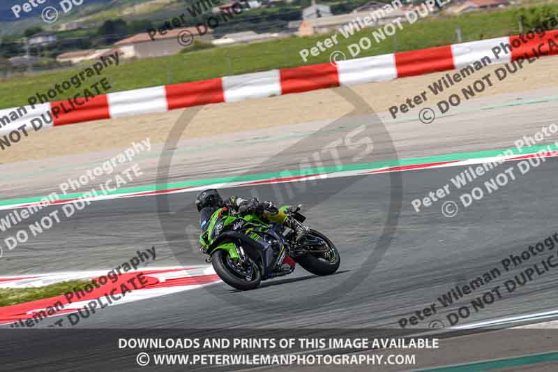 cadwell no limits trackday;cadwell park;cadwell park photographs;cadwell trackday photographs;enduro digital images;event digital images;eventdigitalimages;navarra;no limits trackdays;peter wileman photography;racing digital images;trackday digital images;trackday photos